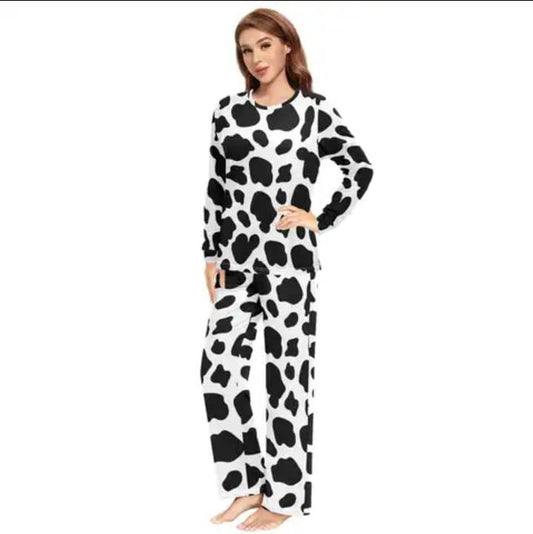 Cozy Cow Print Fleece Night Suit - Women's Warm Pajama Set