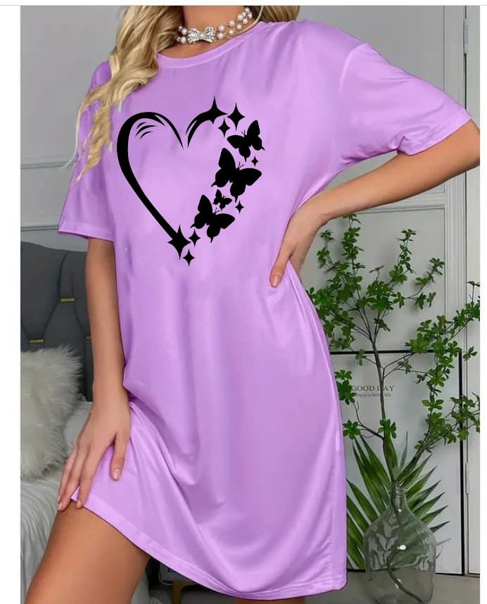 Nature-Inspired Daisy & Butterflies Long T-Shirt / Night Shirt