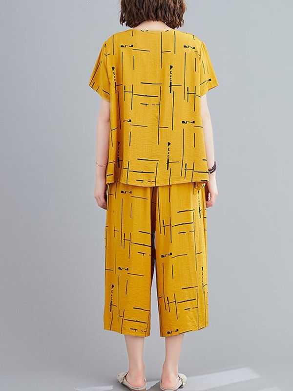 Women's Abstract Print Top & Wide-Leg Capri Pants Set