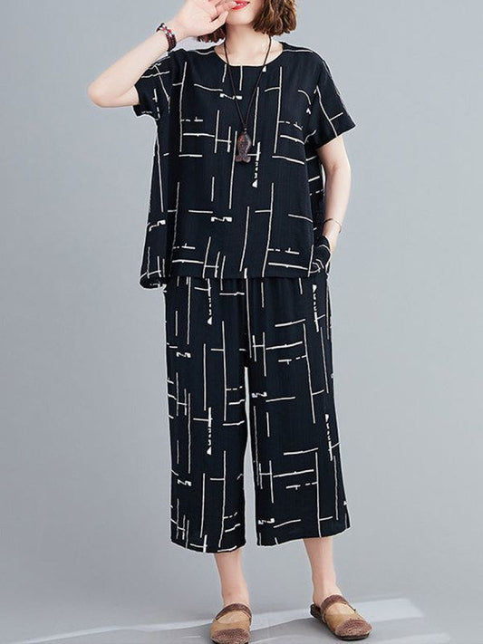 Women's Abstract Print Top & Wide-Leg Capri Pants Set