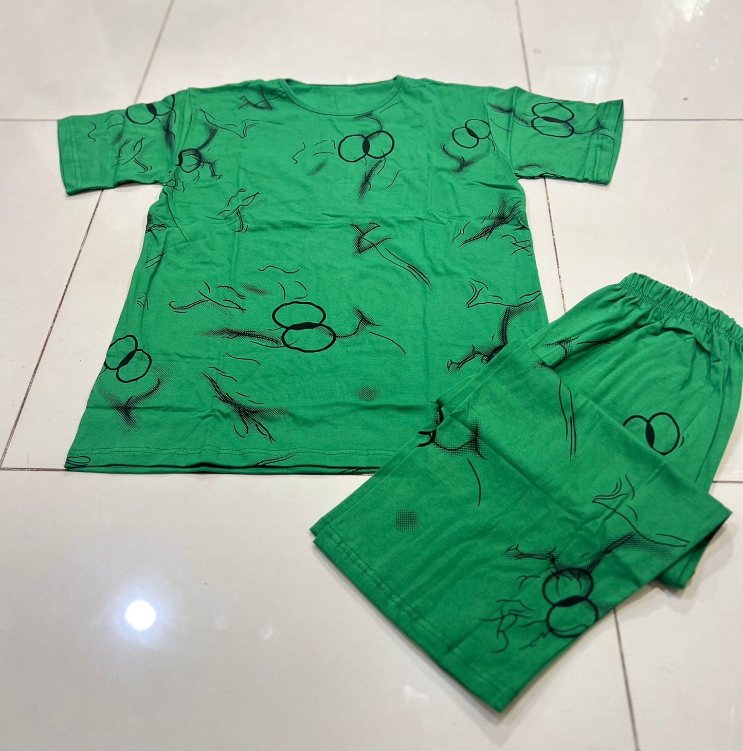 Women's Abstract Print Top & Wide-Leg Capri Pants Set