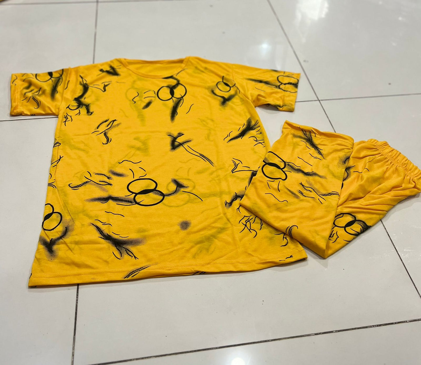 Women's Abstract Print Top & Wide-Leg Capri Pants Set