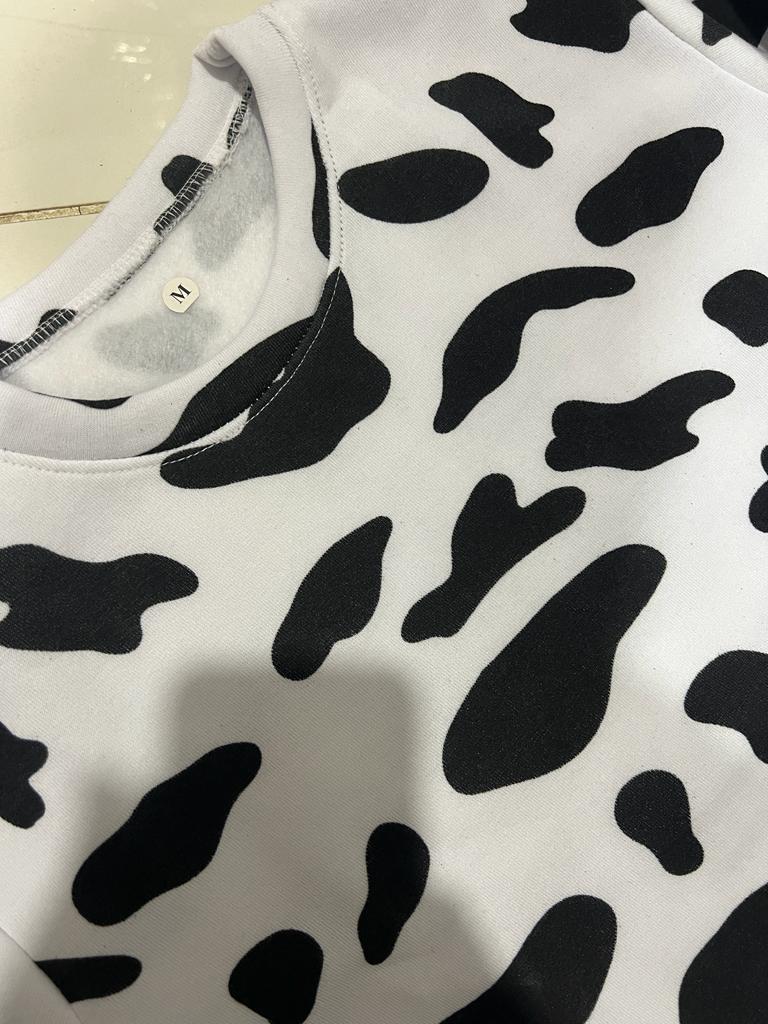 Cozy Cow Print Fleece Night Suit - Women's Warm Pajama Set