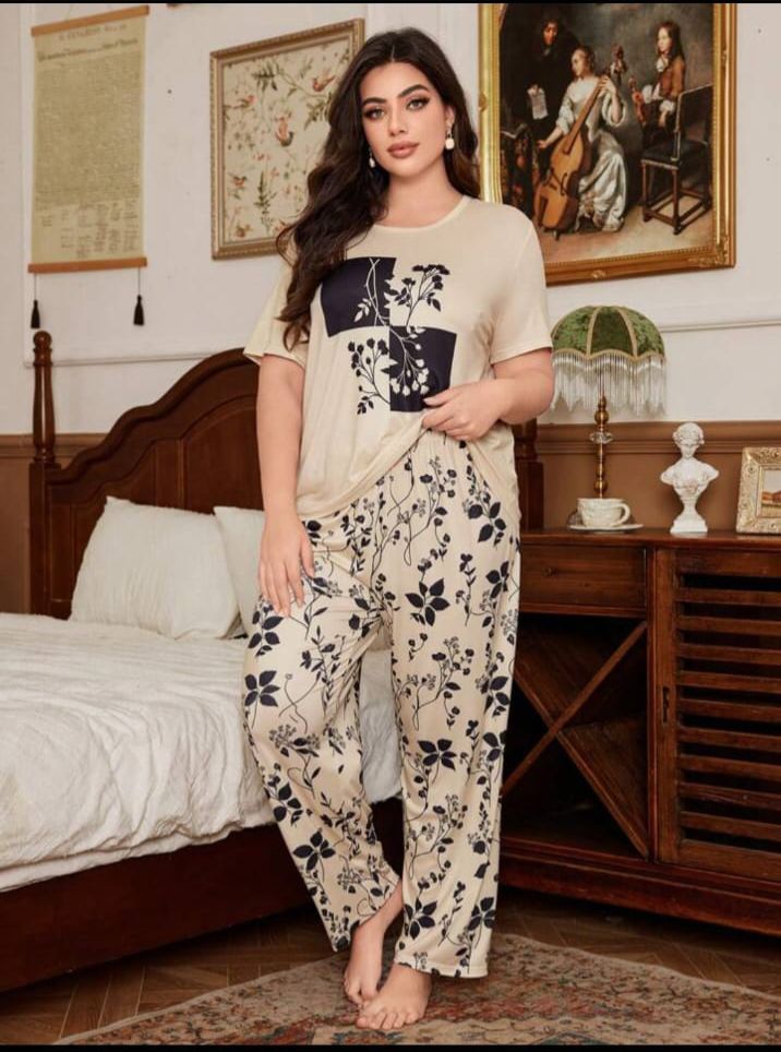 Women's Plus Size Elegant Botanical Silhouette Pajama Set
